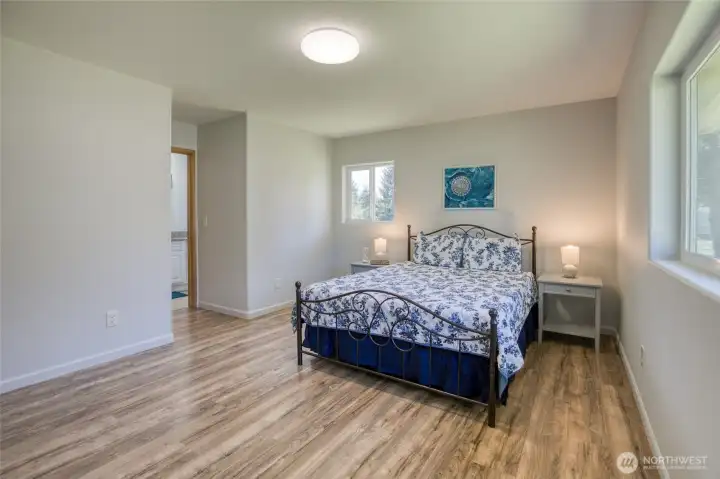 Large primary bedroom