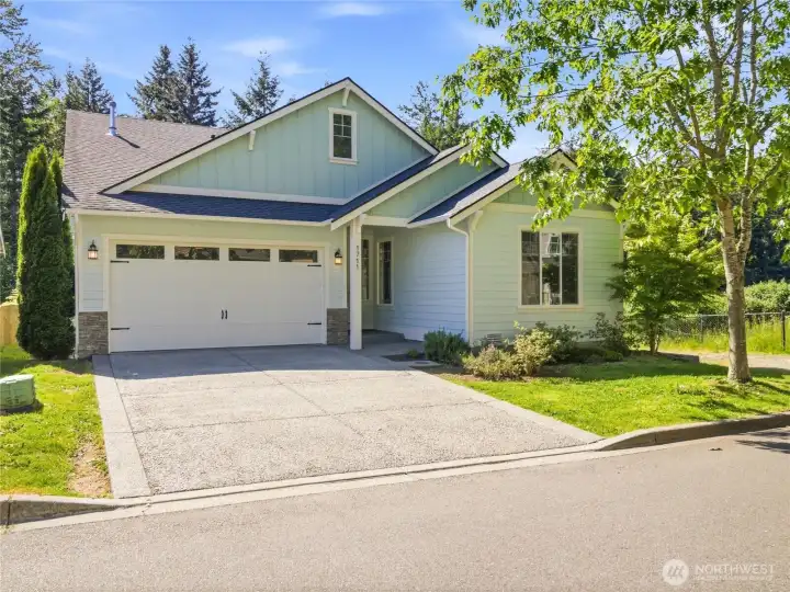 AMAZING HOME in Great Quiet Location!!!