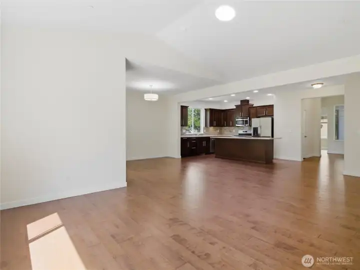 EXPANSIVE FAMILY ROOM and Dining Area!!!