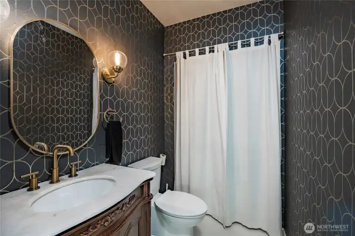 1/2 bath in garage 1/2 bath in garage