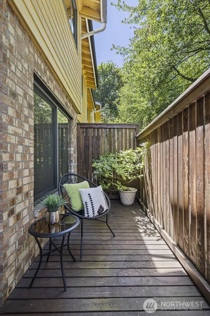Inviting front patio space Inviting front patio space