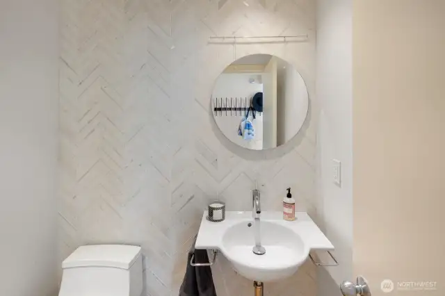 -A powder room is just the thing for everything from simple convenience to visage touch-ups.