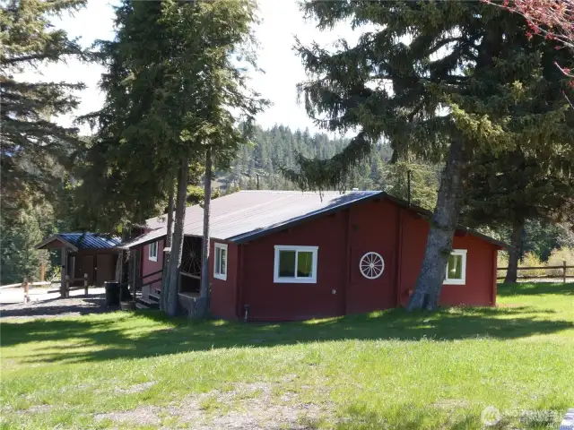Sky Meadows bunk house that can be rented out