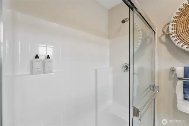 *Photos are not of actual home with similar floorplan.