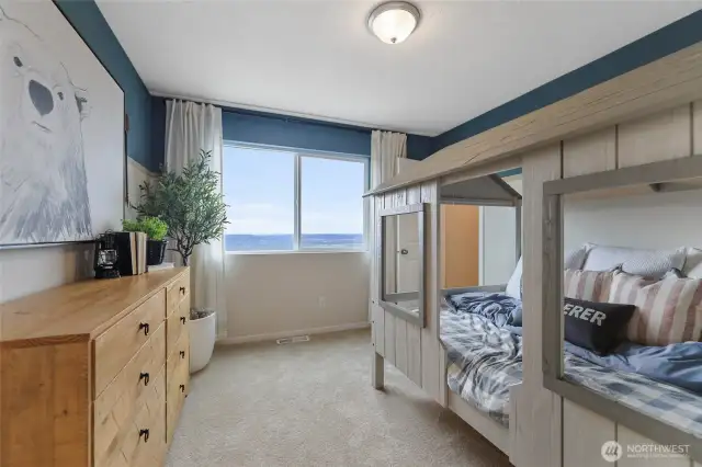 *Photos are not of actual home with similar floorplan.