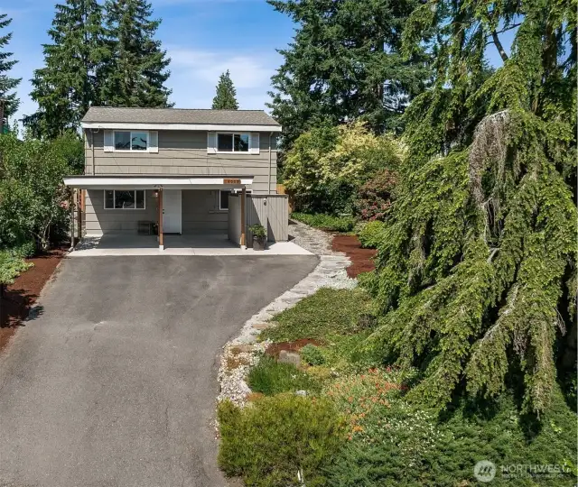 Welcome to 16009 9th Ave SW!