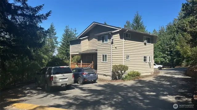 1921 Teresa Way