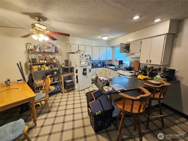 1921 Teresa Way #2