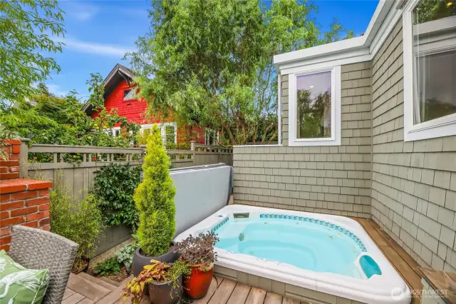 The hot tub in the private backyard for relaxing or soothing the mind after busy days and nights.