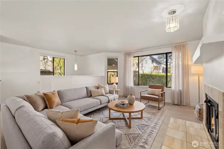 Living Room w. Virtual Staging