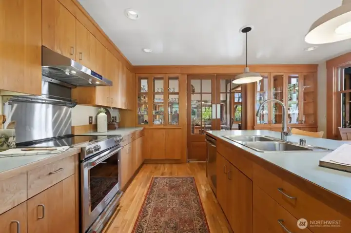 Main house Island kitchen