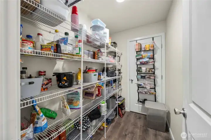 Walk-in Pantry
