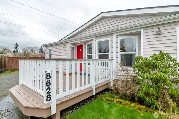 Deck in the front yard entrance