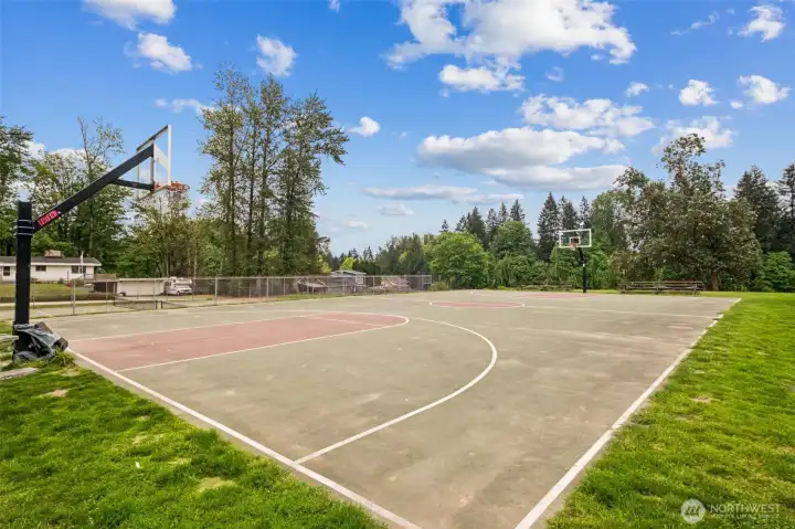 Sport courts and ball fields give residents plenty of options for recreation. Whether you enjoy tennis, basketball, pickleball or team sports, it’s all right here.