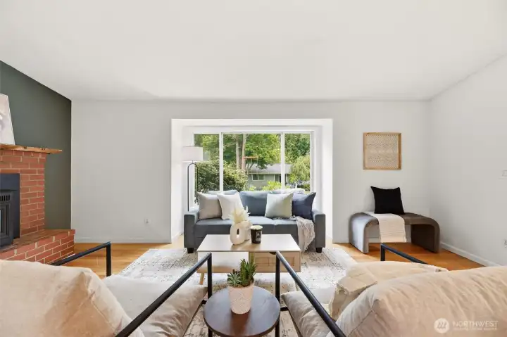Easy flow between the living + dining spaces makes entertaining effortless. Easy flow between the living + dining spaces makes entertaining effortless.