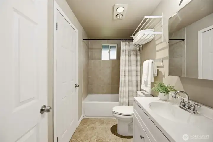 Fresh finishes create a bright + relaxing bathroom. Fresh finishes create a bright + relaxing bathroom.
