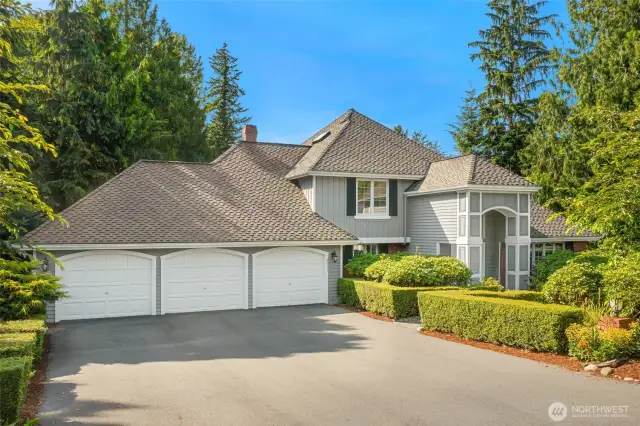 This Buchan home is 2730 SF with 4 bedrooms and 2.5 bathrooms.