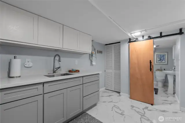 Studio Kitchen