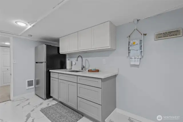 Studio Kitchen
