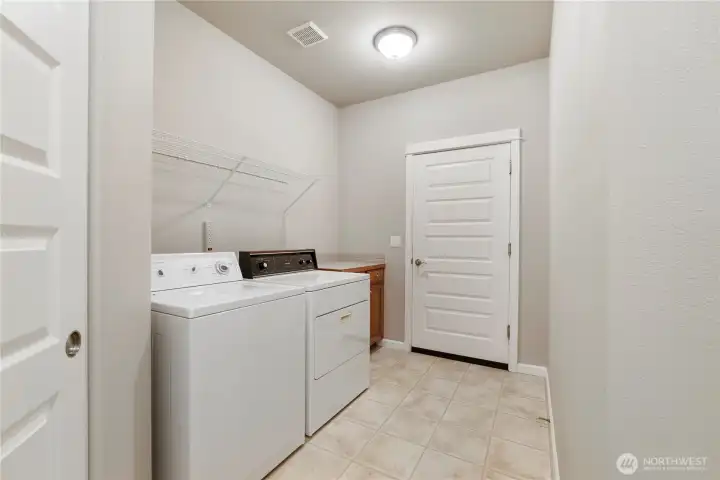 Laundry Room to the Garage