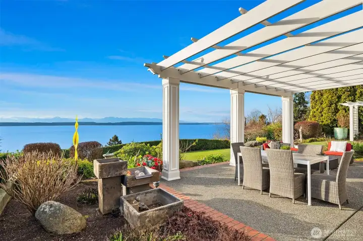 Looking to the South West.