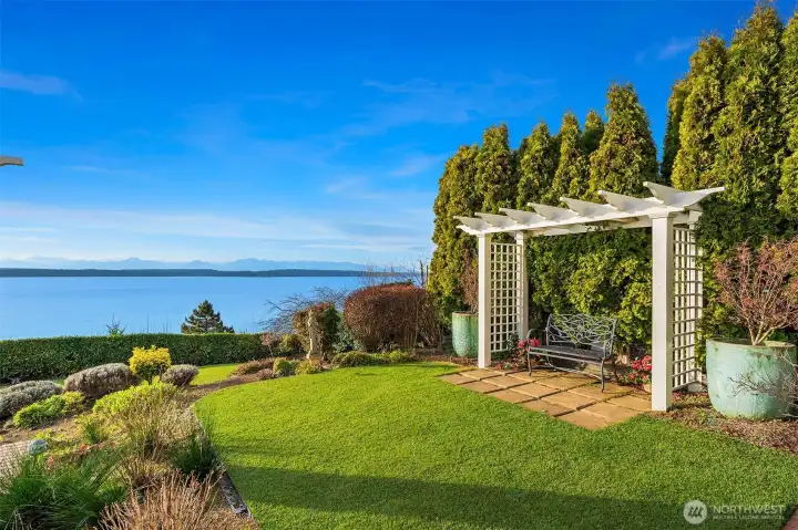 View WNW - No Obstructions.