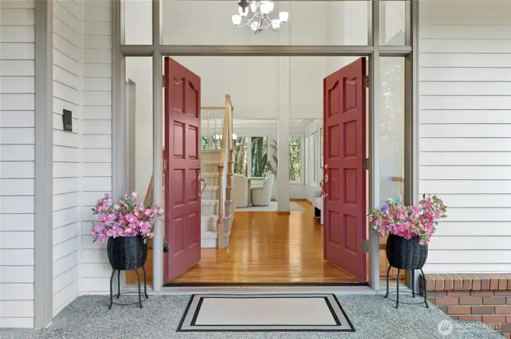 Gorgeous real hardwood floors.