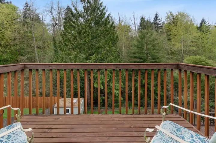 Upper balcony off primary bedroom.