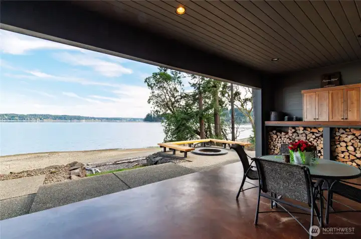 covered patio to entertain and enjoy the panoramic views of Case Inlet and the Mt Rainier