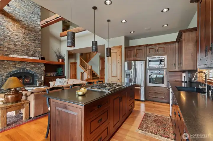 Soaring ceilings with exposed beams. A ture PNW retreat.