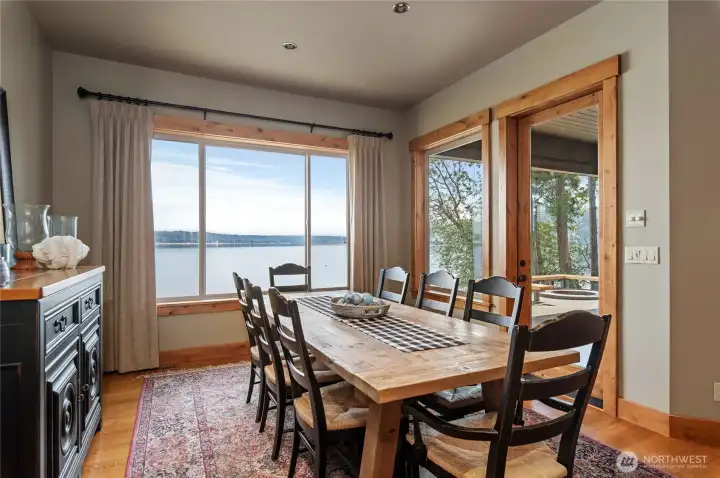 French door from the dining room accessess your back yard patio, firepit and beach!