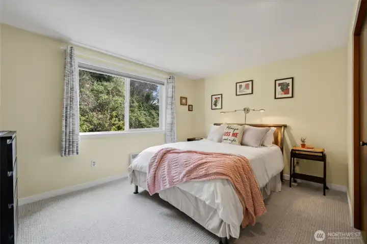 Primary bedroom with total privacy