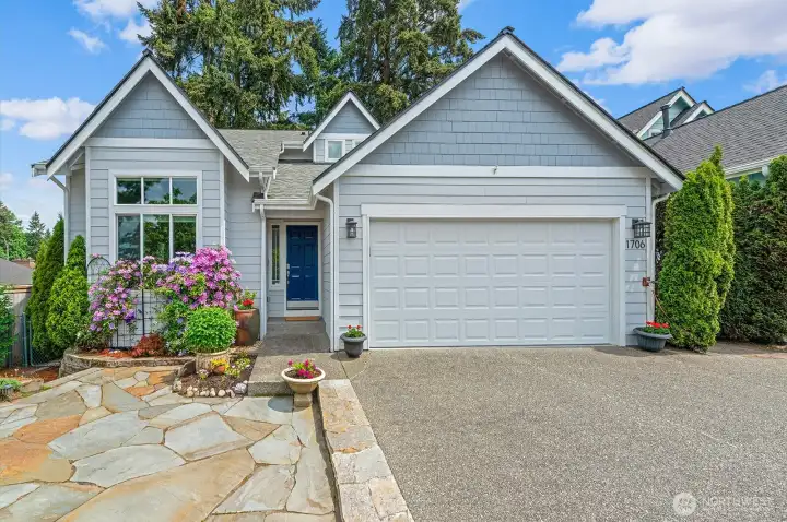 Northwest craftsman charm & cottage-style landscaping tucked into a quiet 4-home enclave. Northwest craftsman charm & cottage-style landscaping tucked into a quiet 4-home enclave.