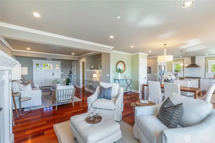 Bright and open, the perfectly proportioned spaces offers the flexibility to design to personal style and flow.