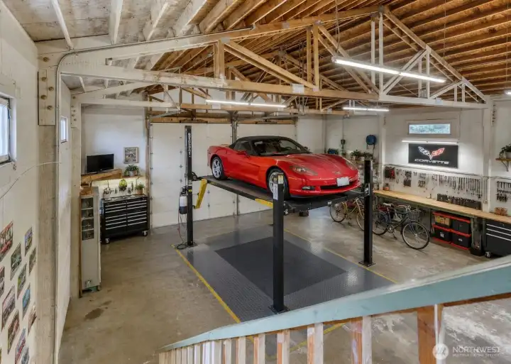 Your very own car lift for business or hobby! - Virtually Staged