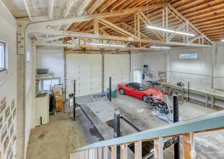 Your very own car lift for business or hobby!