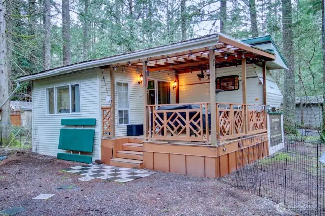 Spacious lot