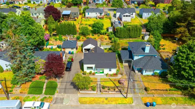 4 bedroom, 1350 sq ft, detached garage, RV parking, Lots of off street parking