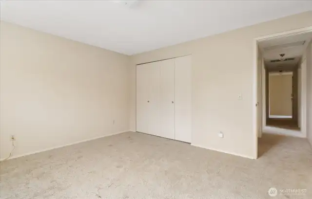 2nd Bedroom