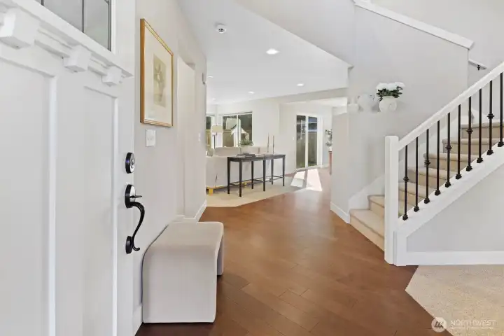 Front door grand 2-story entry