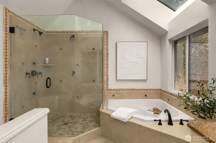 Custom shower with dual shower heads