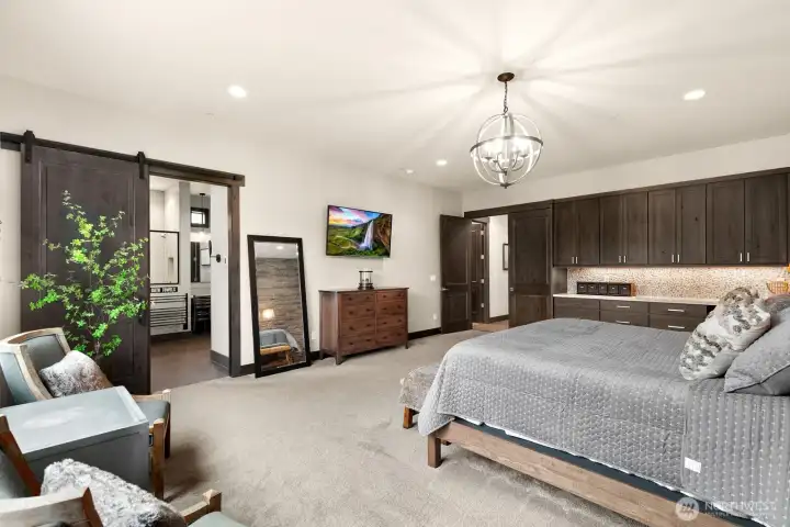 Very large primary suite with built-ins