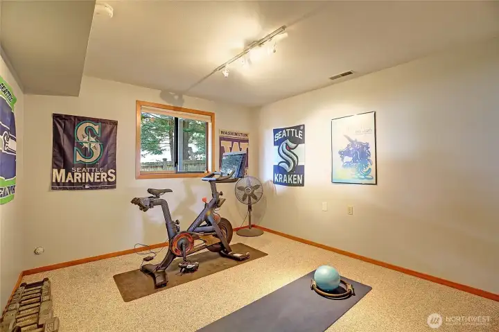 4th Bedroom or Flex Room~