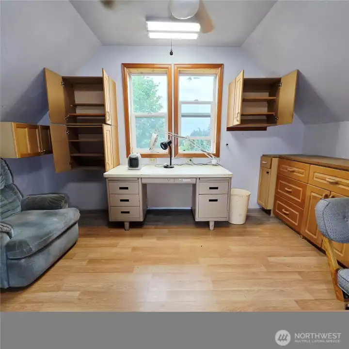 Loft/Office Space