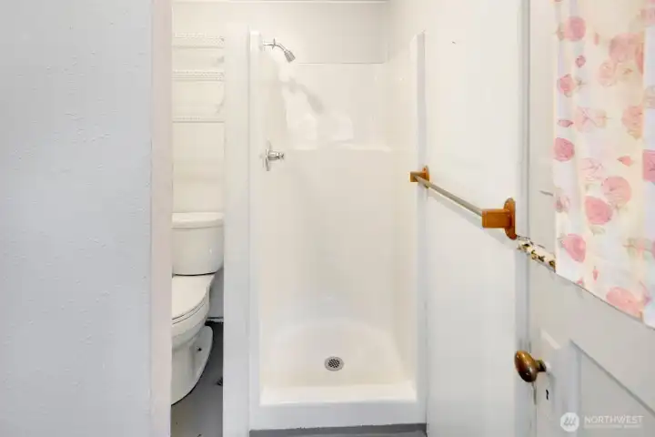 Cabana's shower and toilet.  Sink as well.  Add a microwave and mini-fridge, and you'll never need to leave!