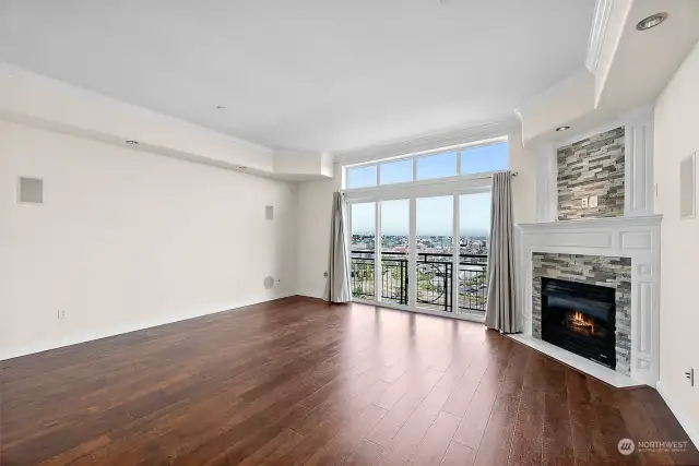 Living Room. Gas Fireplace.