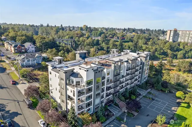 Very Nice, Well Maintained Condominiums.