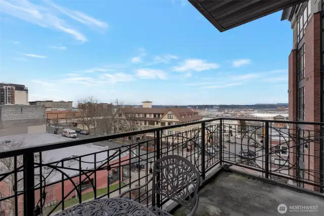 Private view deck off living room