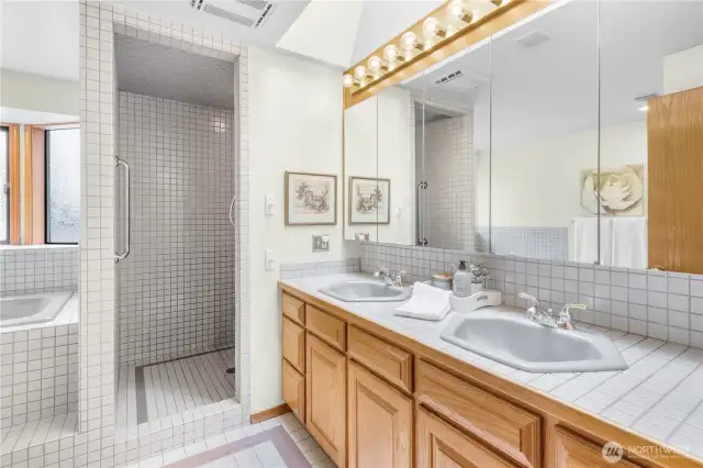Luxurious Walk-In Showers: Contemporary, spacious, and stylish for a spa-like experience.