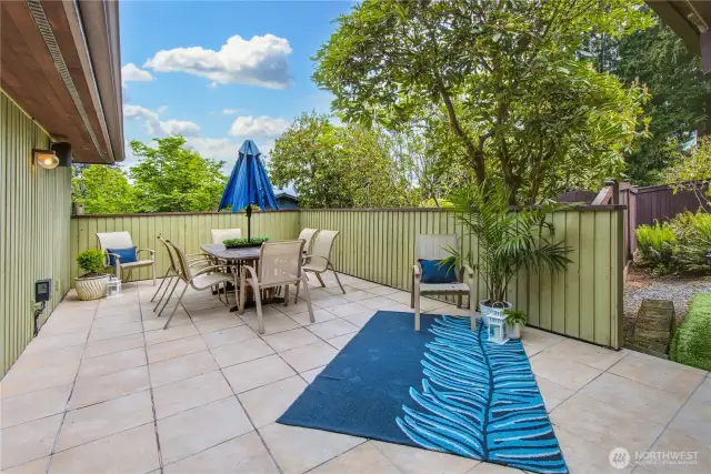 Outdoor Culinary Space: Gas-ready BBQ deck for alfresco dining.